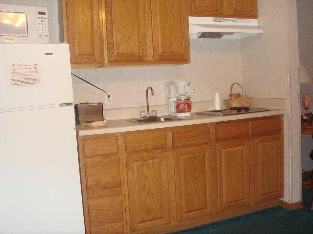 Townhouse Inn & Suites Omaha Room photo