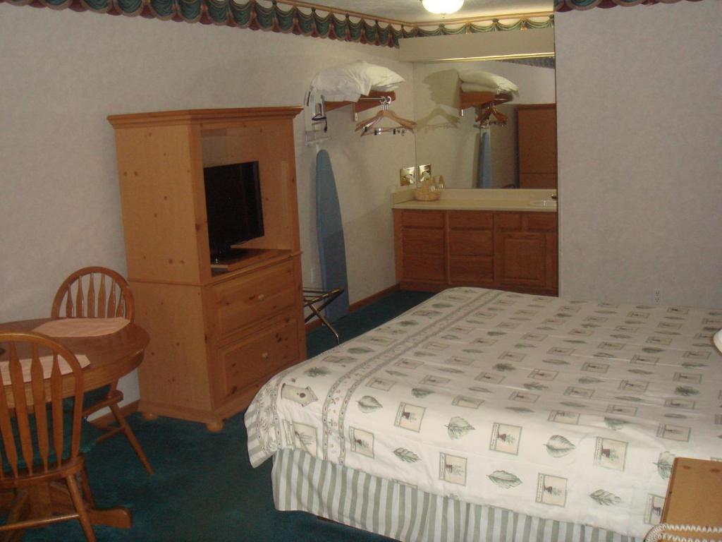 Townhouse Inn & Suites Omaha Room photo